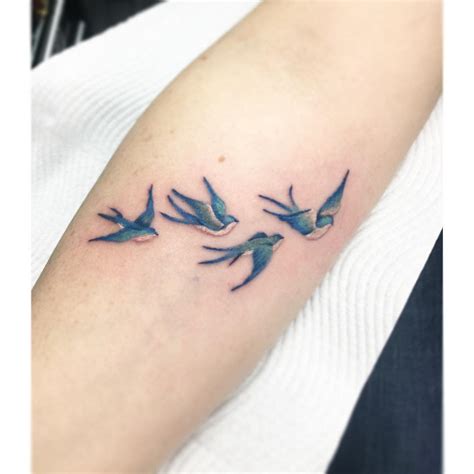 Top 10 vogel tattoo ideas and inspiration .